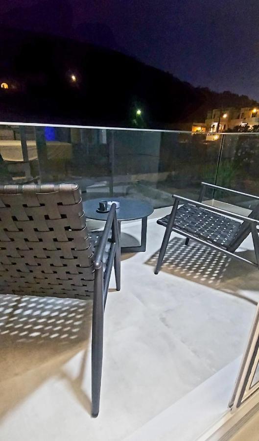 Amimaya Apartments Emporeiós Екстериор снимка