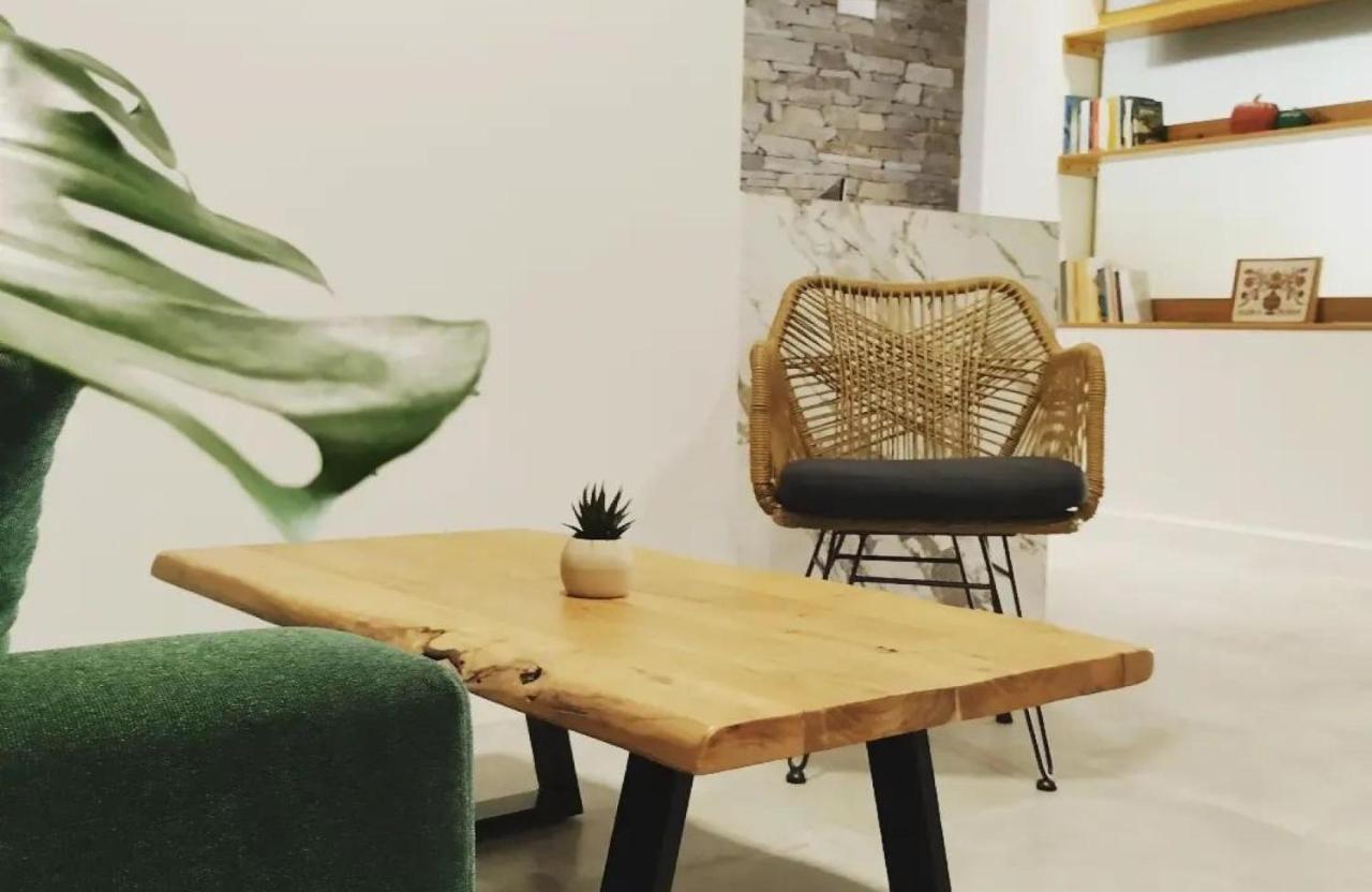 Amimaya Apartments Emporeiós Екстериор снимка